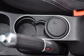 2013款福特嘉年华ST