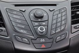 2013款福特嘉年华ST