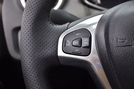 2013款福特嘉年华ST