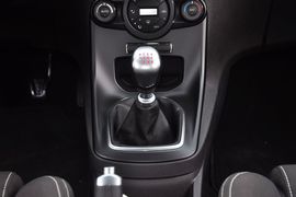 2013款福特嘉年华ST