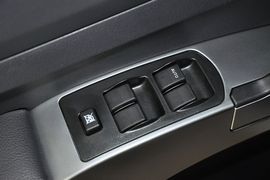 2013款海马骑士2.0L自动智能领航型