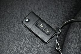 2013款海马骑士2.0L自动智能领航型