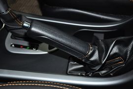 2013款海马骑士2.0L自动智能领航型