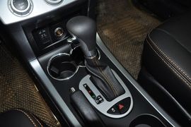 2013款海马骑士2.0L自动智能领航型