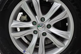 2013款海马骑士2.0L自动智能领航型