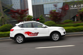 2013款一汽奔腾X80宁波试驾实拍