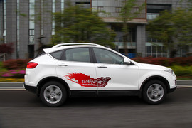 2013款一汽奔腾X80宁波试驾实拍