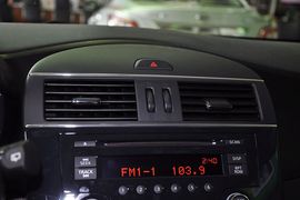 2011款日产骐达1.6L手动舒适版