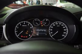 2011款日产骐达1.6L手动舒适版