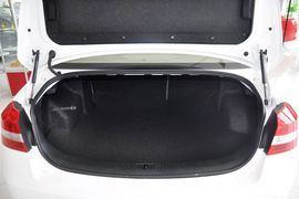 全新奔腾B70