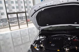 全新奔腾B70