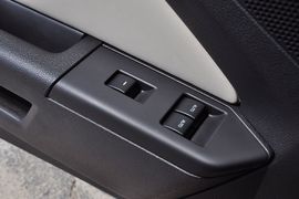 2013款福特野马3.7L
