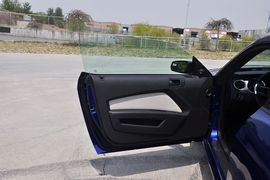 2013款福特野马3.7L