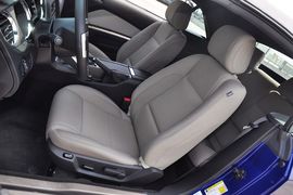2013款福特野马3.7L