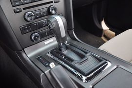 2013款福特野马3.7L