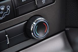 2013款福特野马3.7L