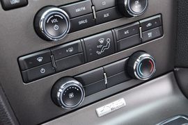 2013款福特野马3.7L
