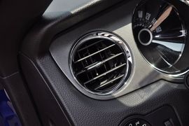 2013款福特野马3.7L