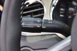 2013款福特野马3.7L