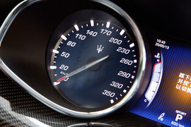 2013款玛莎拉蒂总裁试驾实拍