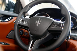 2013款玛莎拉蒂总裁试驾实拍