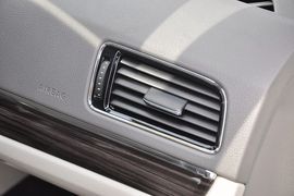2013款上海大众朗行1.6L自动豪华型