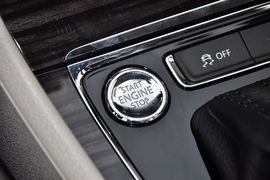 2013款上海大众朗行1.6L自动豪华型
