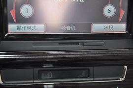 2013款上海大众朗行1.6L自动豪华型