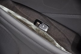 2013款起亚凯尊2.4L商务版