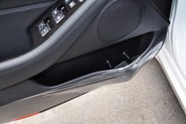 2013款起亚凯尊2.4L商务版