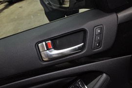2013款起亚凯尊2.4L商务版