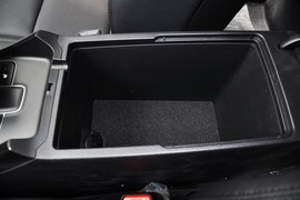 2013款起亚凯尊2.4L商务版