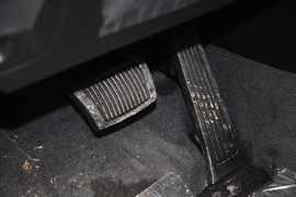 2013款起亚凯尊2.4L商务版