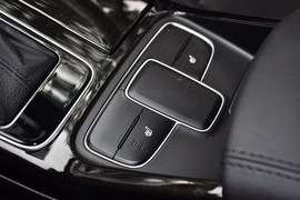 2013款起亚凯尊2.4L商务版