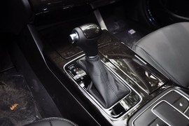 2013款起亚凯尊2.4L商务版