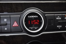 2013款起亚凯尊2.4L商务版