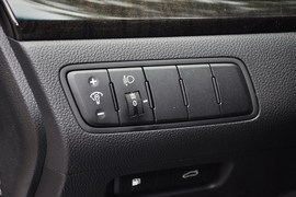 2013款起亚凯尊2.4L商务版