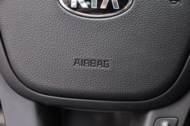 2013款起亚凯尊2.4L商务版