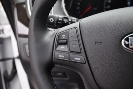 2013款起亚凯尊2.4L商务版