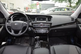 2013款起亚凯尊2.4L商务版
