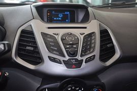 2013款福特翼博1.5L手动舒适型