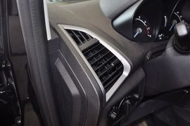 2013款福特翼博1.5L手动舒适型