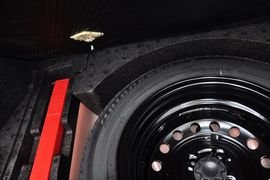 2013款丰田威驰1.6GL-i自动型尚天窗版