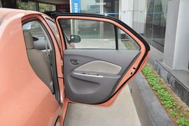 2013款丰田威驰1.6GL-i自动型尚天窗版