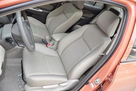 2013款丰田威驰1.6GL-i自动型尚天窗版