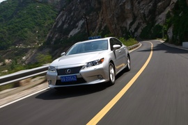 2013款雷克萨斯ES300h深度评测