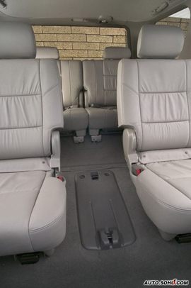 2005款丰田Sequoia