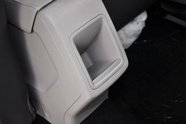 2013款上海大众朗行1.6L自动豪华型