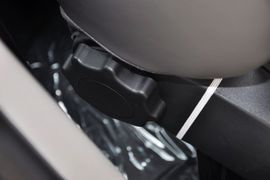 2013款上海大众朗行1.6L自动豪华型