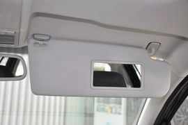 2013款上海大众朗行1.6L自动豪华型